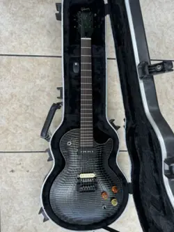 2011 GIBSON LES PAUL BFG HUMBUCKERS - WORN EBONY ELECTRIC GUITAR W/HARD CASE