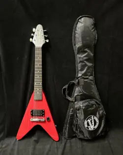 ROADIE MAESTRO BY GIBSON VEE WEE ELECTRIC GUITAR