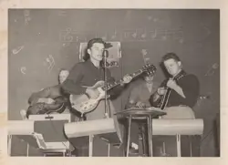 MIUSA GIBSON