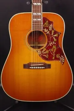 GIBSON HUMMINGBIRDHUMMINGBIRD