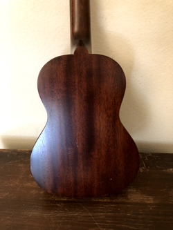 GIBSON TENOR UKULELE
