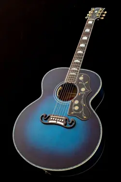 GIBSON CUSTOM SHOP MONTANA HANDPICK SJ-200 QUILT BLUEBERRY BURST USA 2024 GUITAR