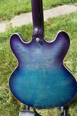 ES-335 FIGURED SEMI-HOLLOW