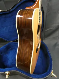 GIBSON SONGWRITER DLX STUDIO ACOUSTIC GUITAR - EXCELLENT CONDITION