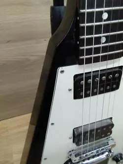 FLYING V