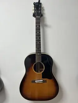ACOUSTIC GUITAR GIBSON J45 SUNBURST VINTAGE EXTREMELY LOUD FOLK JAPAN SHIPPED