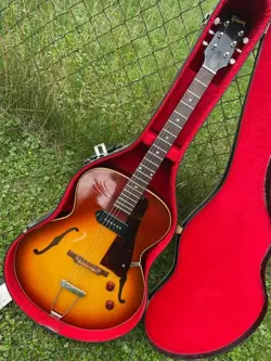 VINTAGE 1965 GIBSON ES-125 GUITAR
