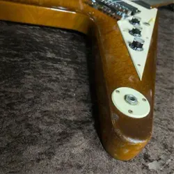 GIBSON LIMITED EDITION FLYING V '98 EMG MOD