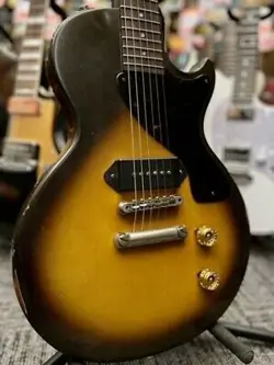 GUITAR #C16060