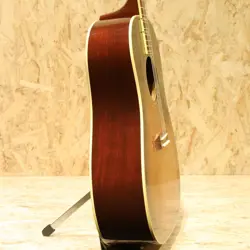 THIN LACQUER FINISH
