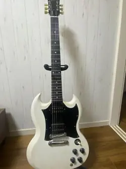 GIBSON WHITE SG ELECTRIC GUITAR