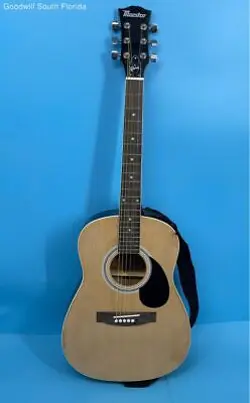 MAESTRO BY GIBSON ACOUSTIC WOODEN GUITAR