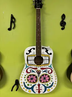 GIBSON MAESTRO SIX STRING GUITAR
