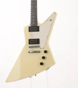 76 CLASSIC WHITE