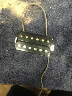 GUITAR HUMBUCKER OHMS
