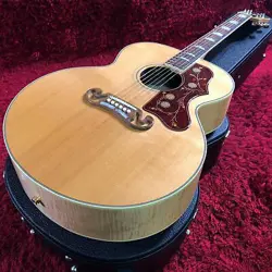 ACOUSTIC GUITAR GIBSON SJ-200 2015 NATURAL HARD CASE