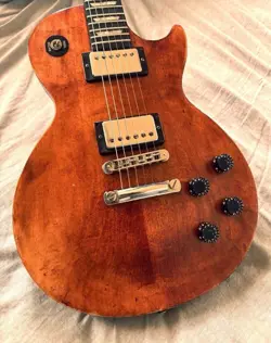 GIBSON LES PAUL STUDIO / ELECTRIC GUITAR W/ SC MADE IN 1995 USA