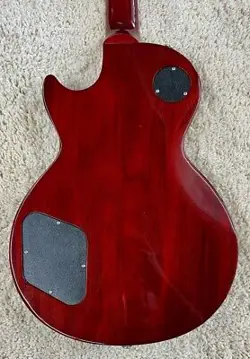 IN WINE RED