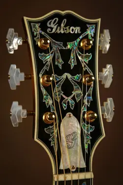 2011 GIBSON SJ-200 CUSTOM SHOP ACOUSTIC GUITAR J-200