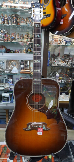 GIBSON DOVE CUSTOM GUITAR