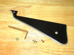 GIBSON 1979 BLACK 5 PLY LES PAUL CUSTOM LEFT HANDED PICKGUARD W/ GOLD MOUNT