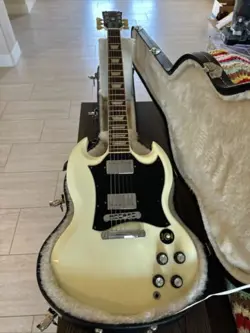 2011 GIBSON SG STANDARD