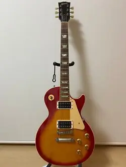ELECTRIC GUITAR GIBSON LES PAUL CLASSIC CHERRY SUNBURST MADE IN 1998 WITH CASE