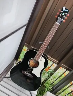 GIBSON REPLICA PIANO