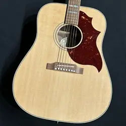 GIBSON HUMMINGBIRD STUDIO WALNUT ACOUSTIC GUITAR NATURAL FINISH - ONE-OFF, USED