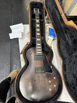 50S TRIBUTE GUITAR