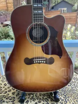 GIBSON SONGWRITER STANDARD EC ACOUSTIC GUITAR - GREAT CONDITION