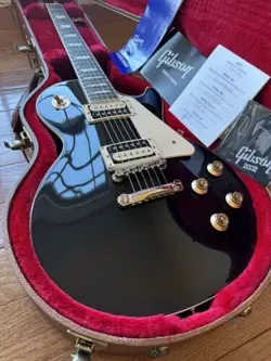 2019 GIBSON LES PAUL CLASSIC - EBONY BLACK