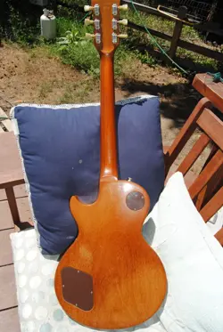 TOP DELUXE