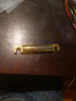 GIBSON STOP GOLD SHOWS SOME WEAR