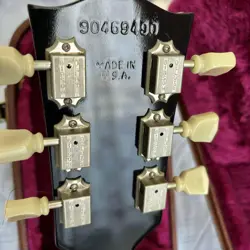 GIBSON SG 1999 GUITAR CASE INCLUDED