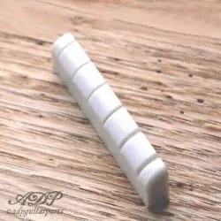SLOTTED NUT GIBSON LES PAUL SG 36/44 BULK GRAPH TECH TUSQ