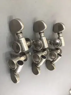 PATENT VINTAGE PEG