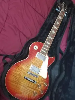 GIBSON HP 2016 LES PAUL STANDARD SUNBURST 2016 ELECTRIC GUITAR WITH HARD CASE