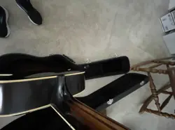 ARCHTOP GUITAR MADE