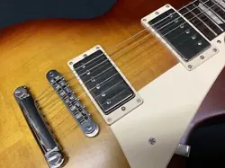 GIBSON LES PAUL TRIBUTE 2022 MADE