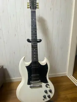 WHITE SG