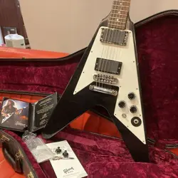 FINEST GUITARS *AJ527