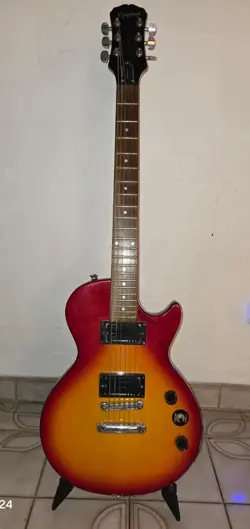 VINTAGE GUITAR EPIPHONE