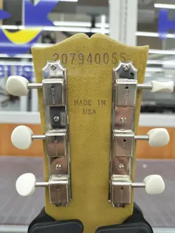 GIBSON LESPAUL SPECIAL ELECTRIC GUITAR