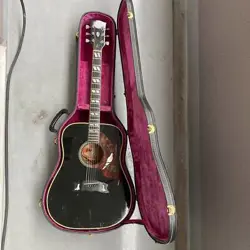 DOVE CUSTOM BLACK