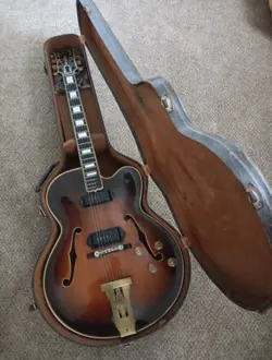 VINTAGE 1951 GIBSON L-5 CES SUNBURST ARCHTOP VENITIAN HOLLOWBODY GUITAR W CASE