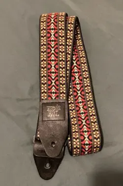 CALIFORNIA WEAVE GUITAR