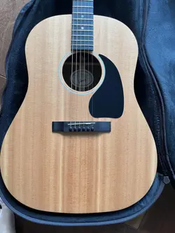 GIBSON G45 ACOUSTIC GUITAR WITH CASE