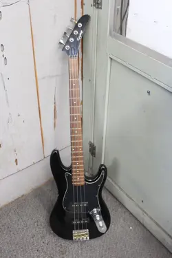 EPIPHONE BY GIBSON BASS GUITAR  HOCKEY STICK HEADSTOCK