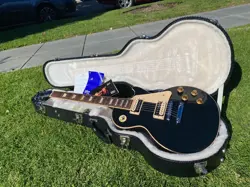 2012 GIBSON LES PAUL TRADITIONAL PRO -  EBONY BLACK - STANDARD SET UP -- 8.6 LBS